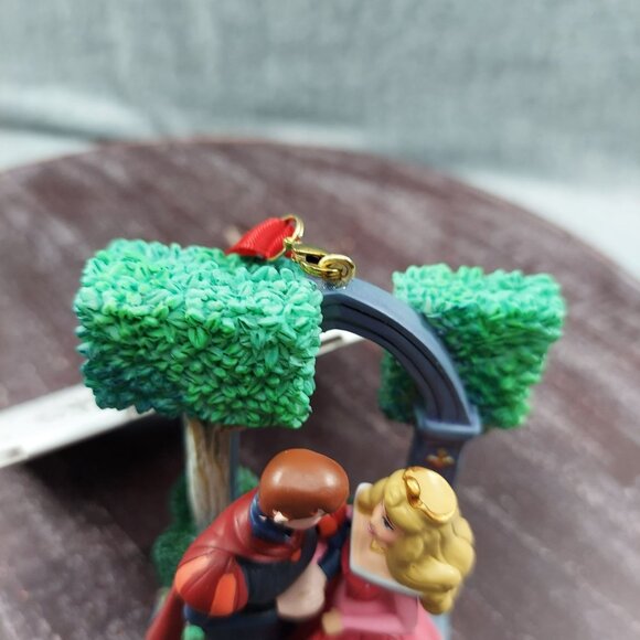 Disney Sleeping Beauty & Prince Phillip Ornament - Picture 4 of 6
